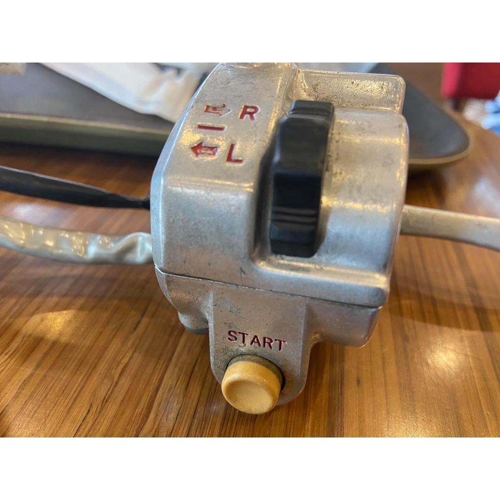 Đôi cùm công tắc honda cub có đề  nghia35