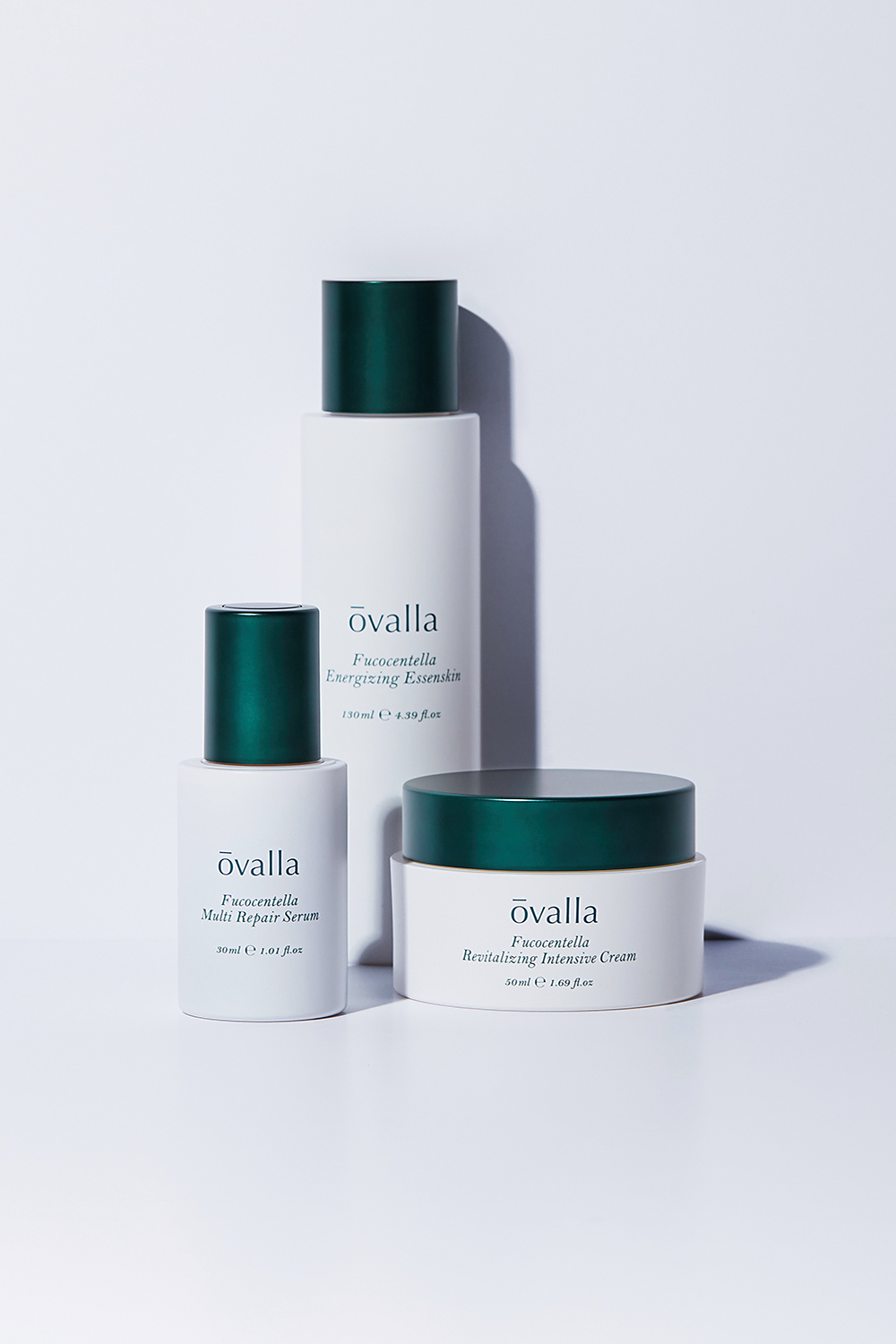 [SALE 50% CẬN DATE] Toner Nước Dưỡng Ẩm Thuần Chay OVALLA Fucocentella Energizing Essenskin Giúp Dưỡng Ẩm Phục Hồi Da, Giảm Nếp Nhăn Và Sáng Da 130ml Làm Đẹp Da Dưỡng Ẩm Da Skincare [CẬN DATE]