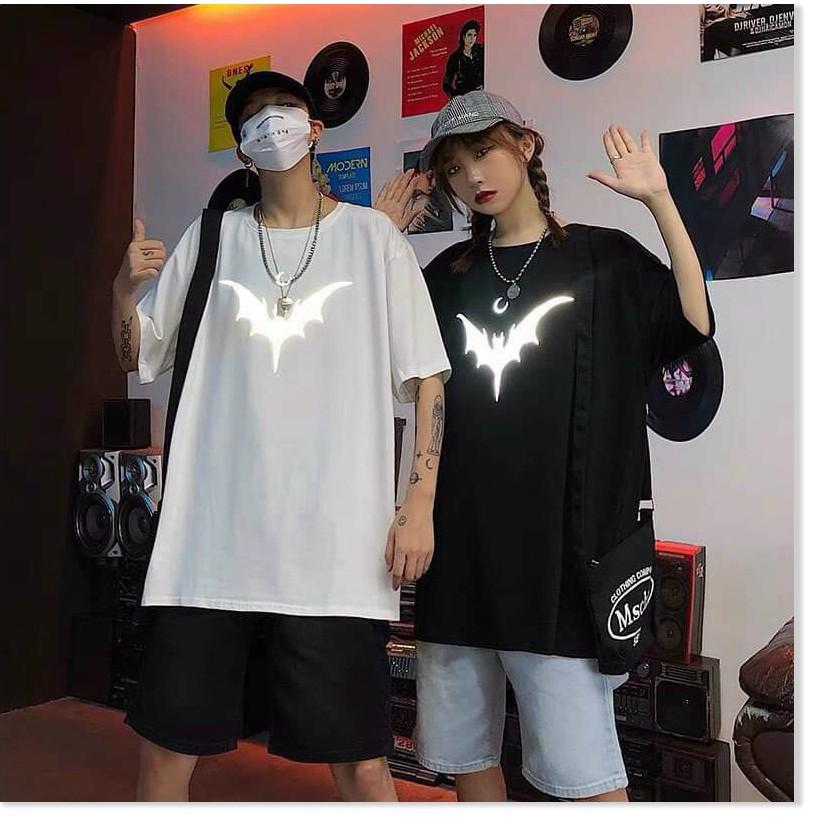 ÁO THUN DẠ QUANG NAM NỮ TAY LỠ PHOM RỘNG,IN HÌNH CON DƠI PHẢN QUANG BẠC MÀU TRẮNG ĐEN PHONG CÁCH CÁ TÍNH-JINS STORE