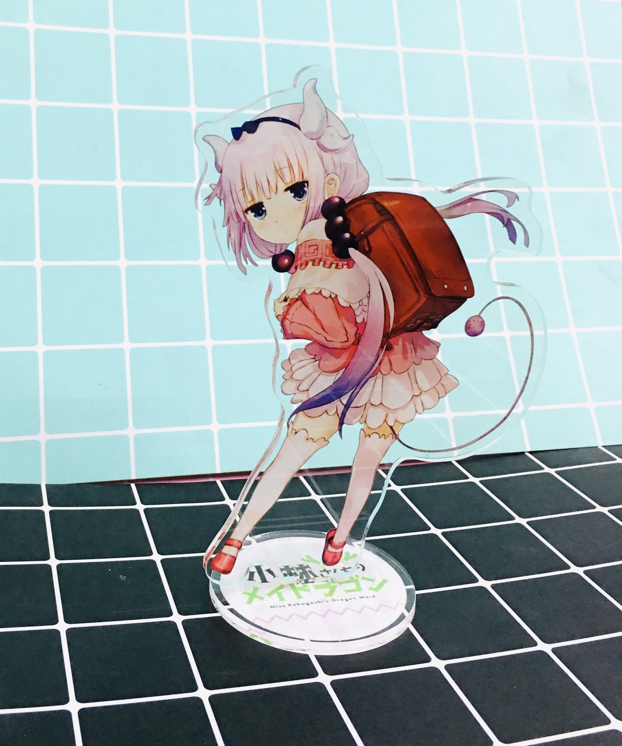 Standee tượng mica trong nhân vật ANIME