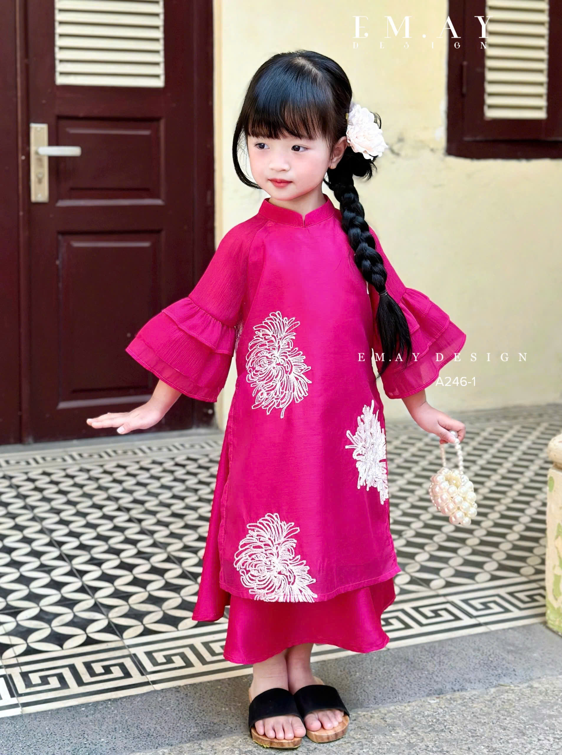 Áo dài tết cho bé gái mẫu Hoa thêu xinh xắn màu đỏ hồng từ 12-40kg hàng thiết kế cao cấp