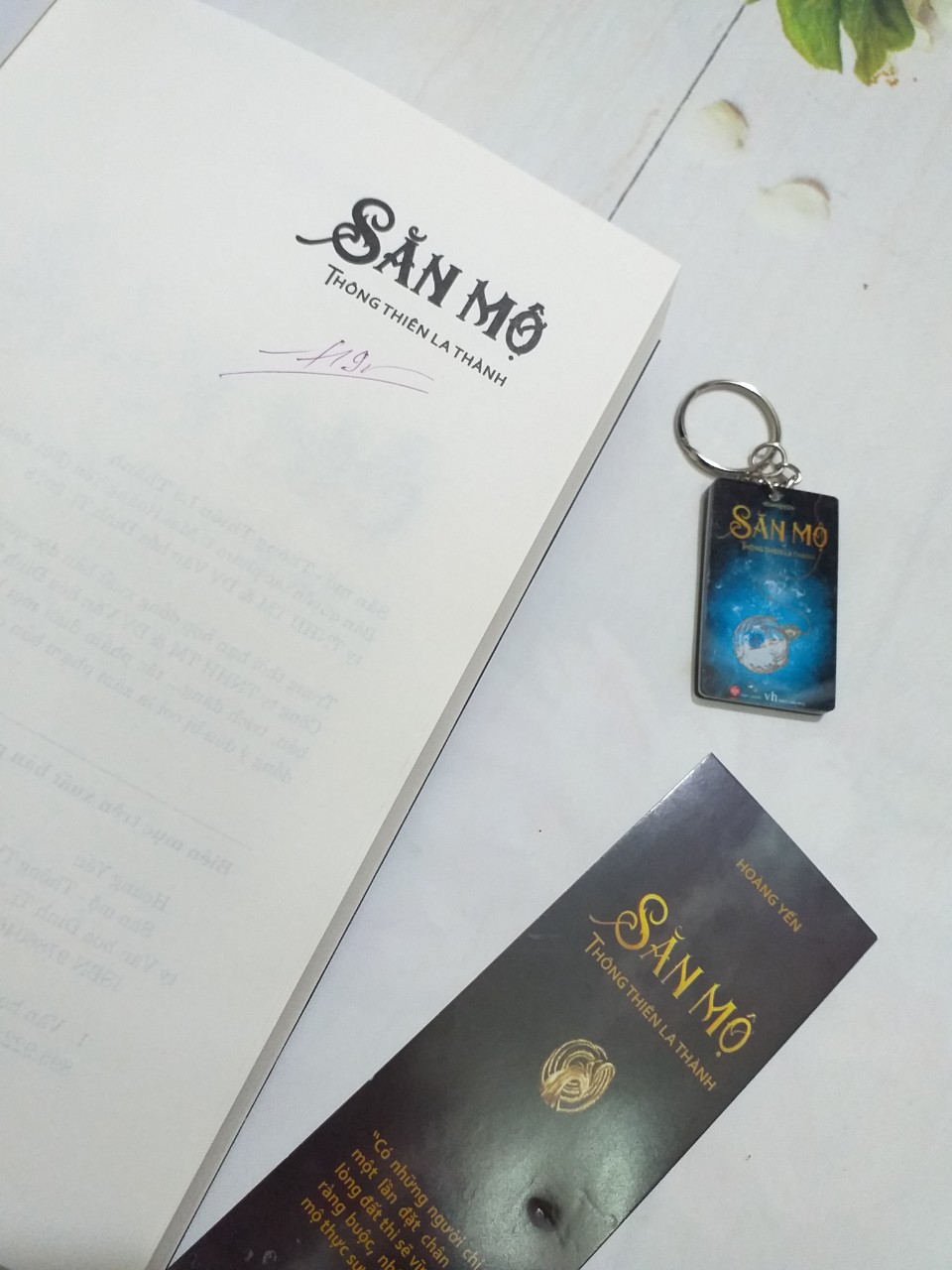 sách Săn mộ - Thông Thiên La thành (Tặng kèm Bookmark và Móc khóa - chữ kí tác giả)
