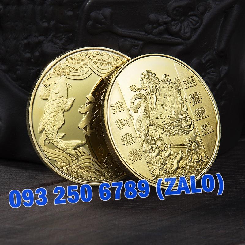 Đồng Xu Thần Tài Vàng Hong Kong Quà Phong Thủy , tặng kèm túi gấm đỏ - NELI - RƯỚC LỘC XUÂN