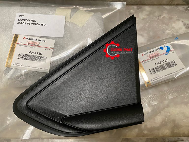 Ốp tam giác tai xe Mitsubishi Xpander mã 7405A735, 7405A736