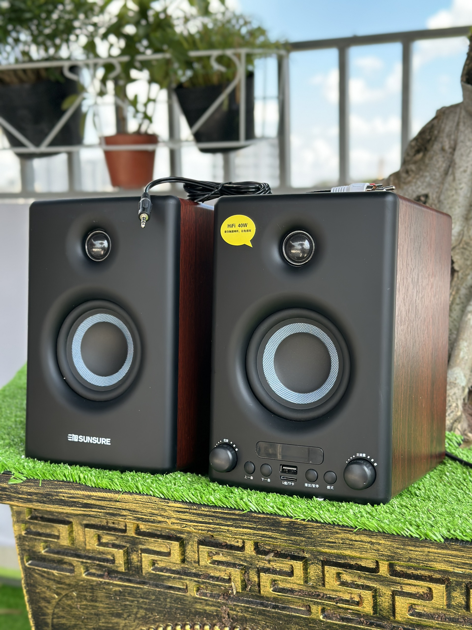 Loa vi tính SunSure M63 - Loa vi tính cao cấp 2.0 - Kết nối bluetooth 5.0, AV, USB, SD card - Vỏ gỗ sang trọng - Công suất 80W, Bass cực chắc, treble giấy - Âm thanh sắc nét sống động - Hàng nhập khẩu