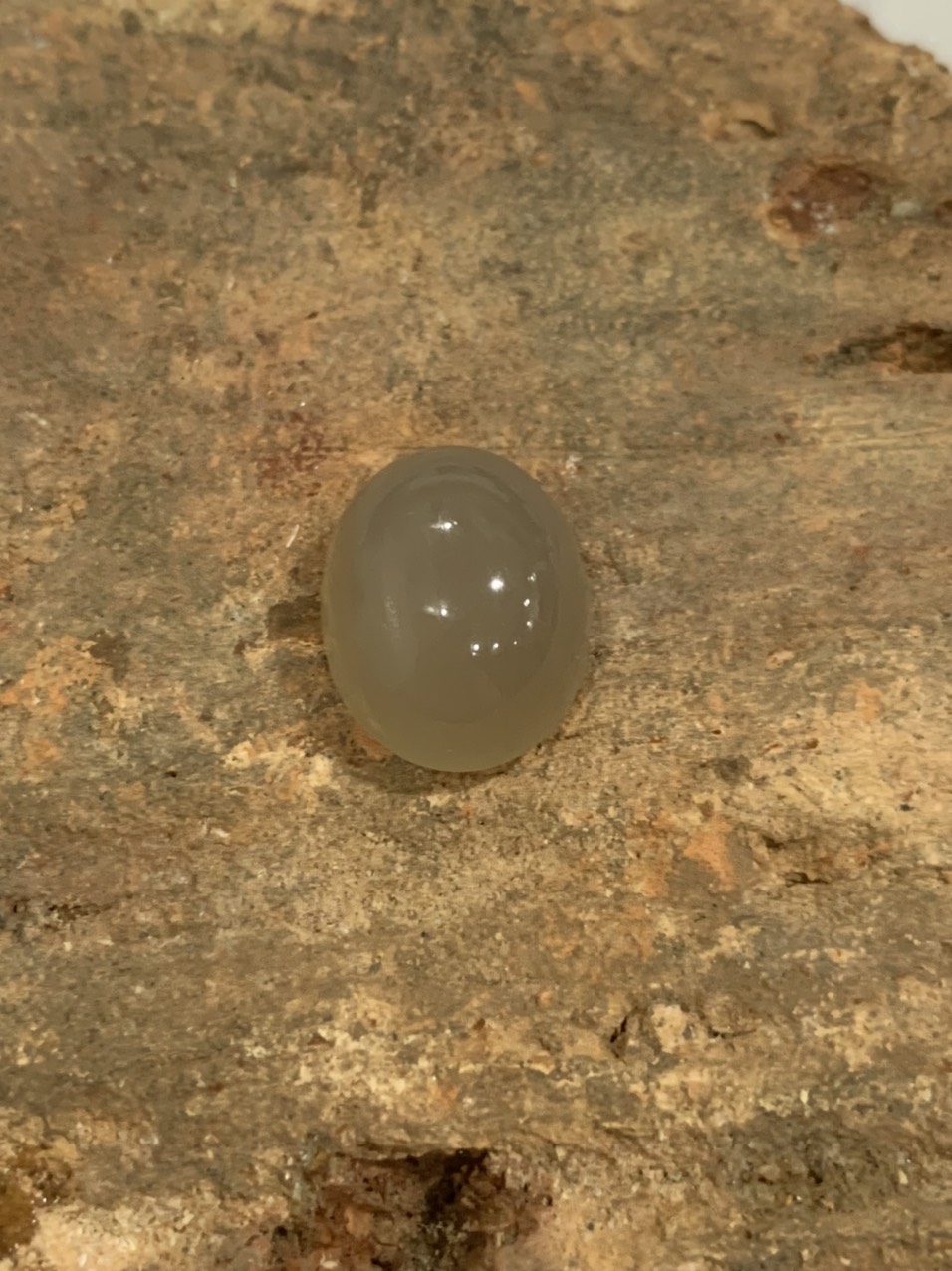 Viên đá Chalcedony thiên nhiên - HA_G000493