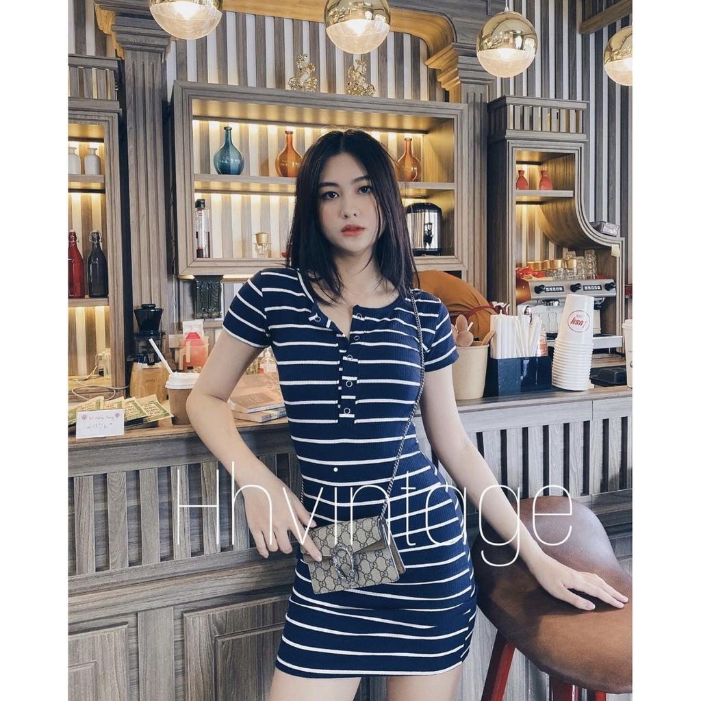 Đầm bấm tay ngắn