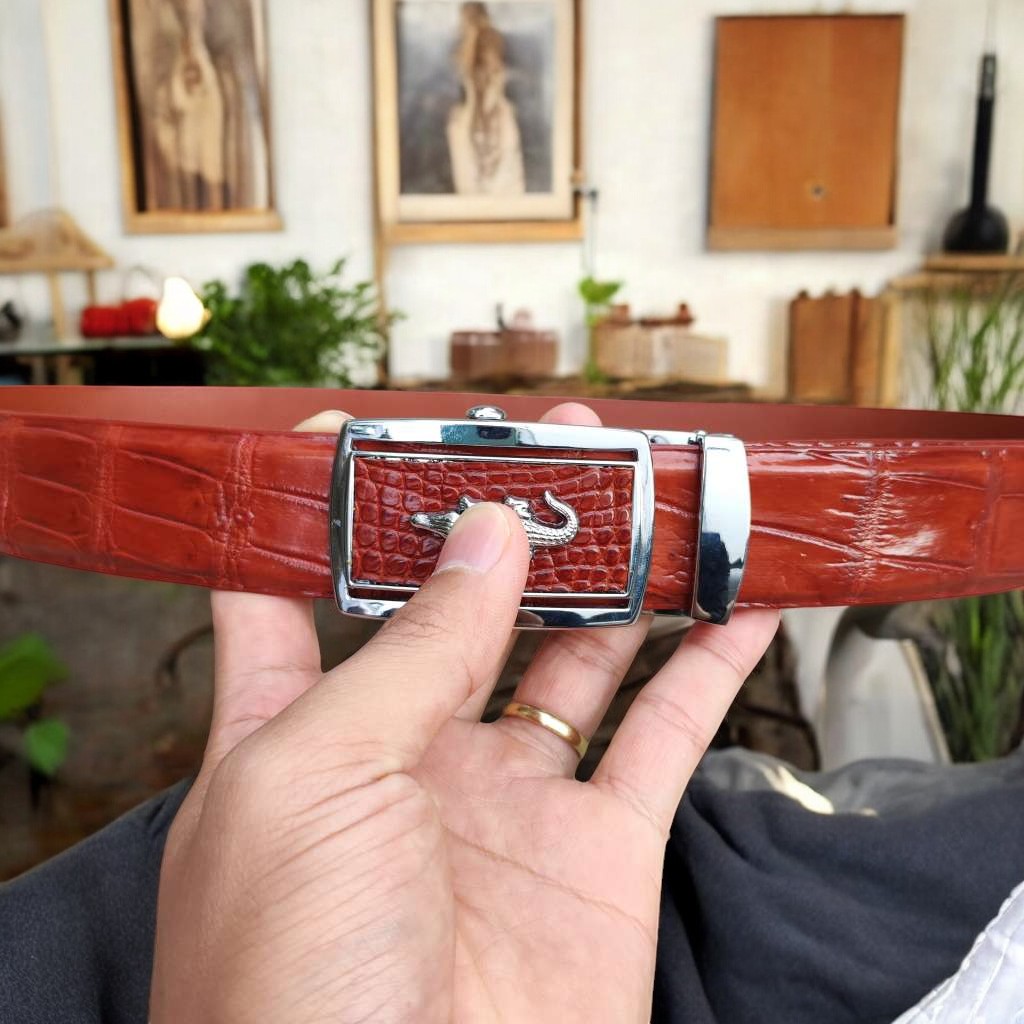 Nịt da Cá sấu - Dây liền hông rất dễ dùng! (mặt bạc)