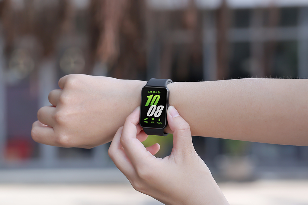 Vòng tay thông minh Samsung Galaxy Fit3-hàng chính hãng