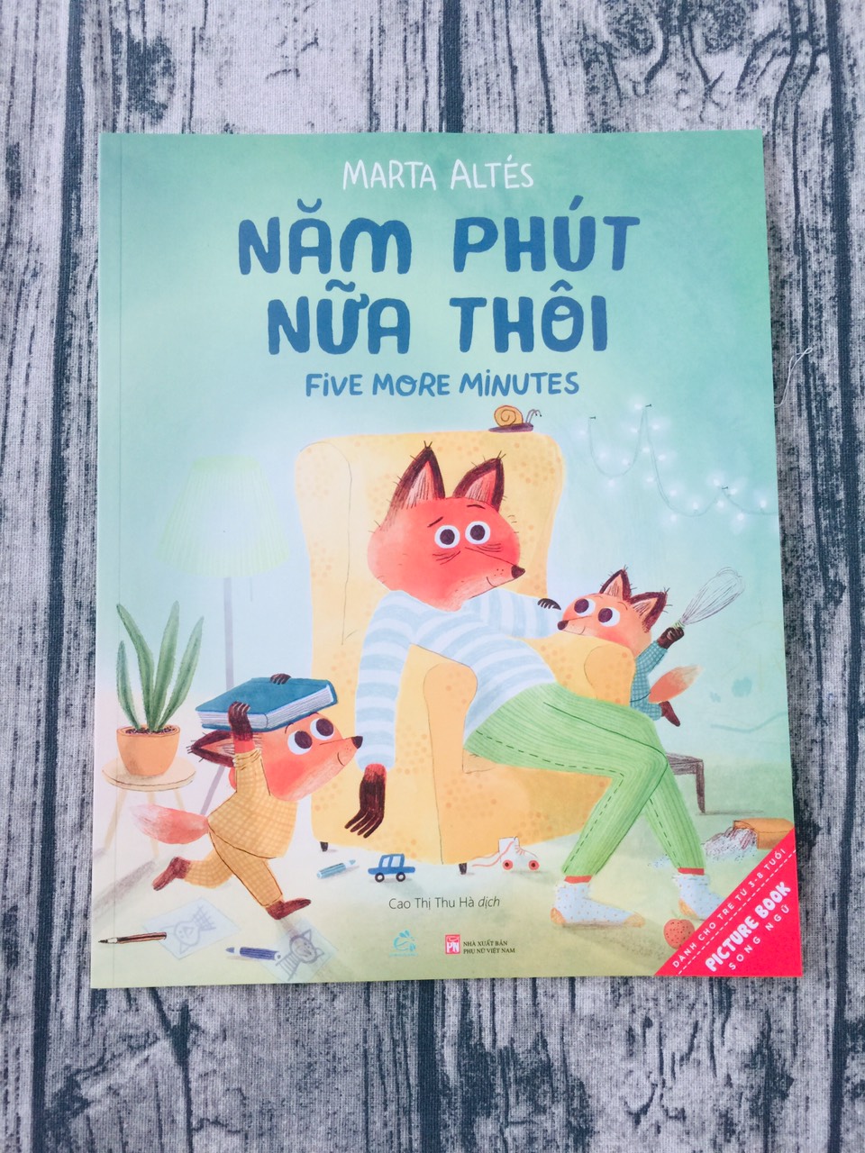 Năm Phút Nữa Thôi