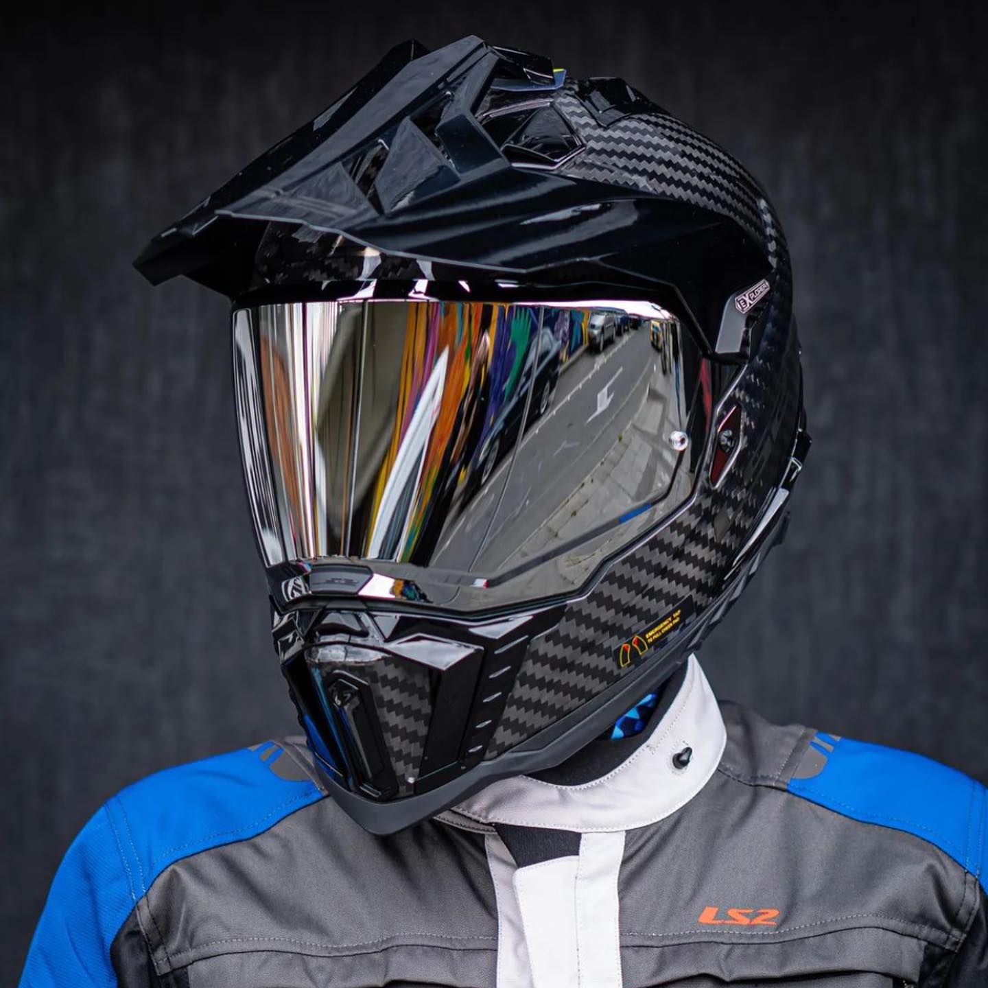 Mũ Bảo Hiểm Cào Cào LS2 MX701 Explorer Carbon