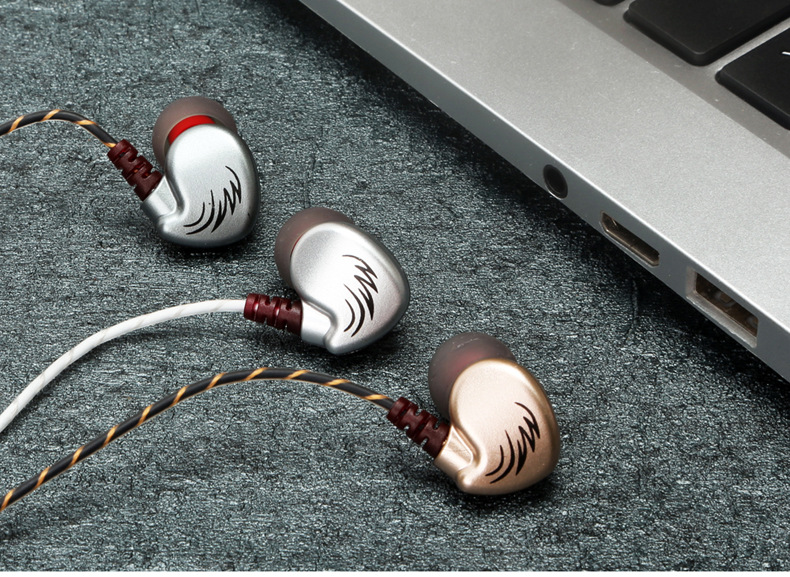 Tai Nghe Inear S560 Music Extra Bass Headset