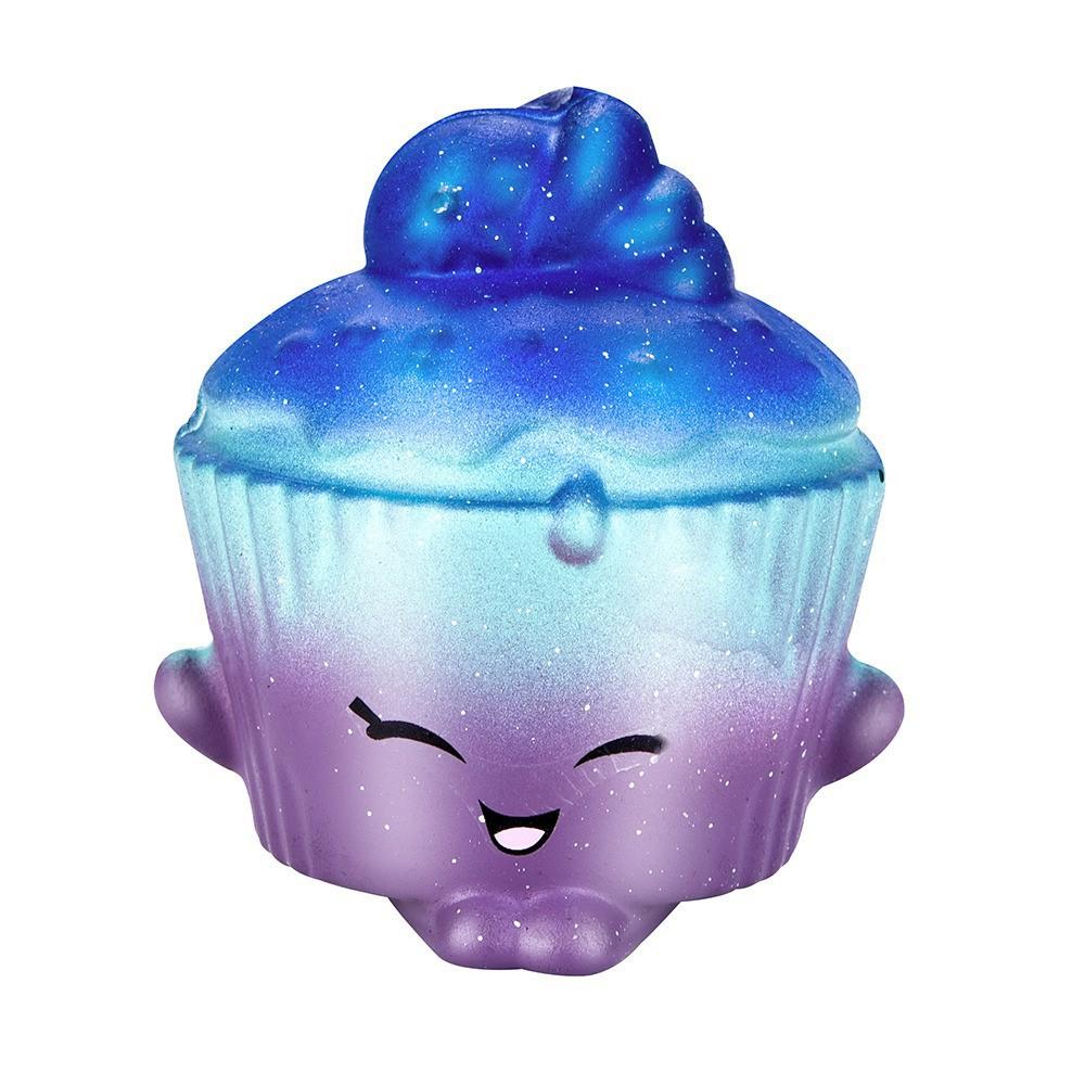 Đồ chơi bóp hình bánh cupcake siêu dễ thương , giúp giảm stress ...