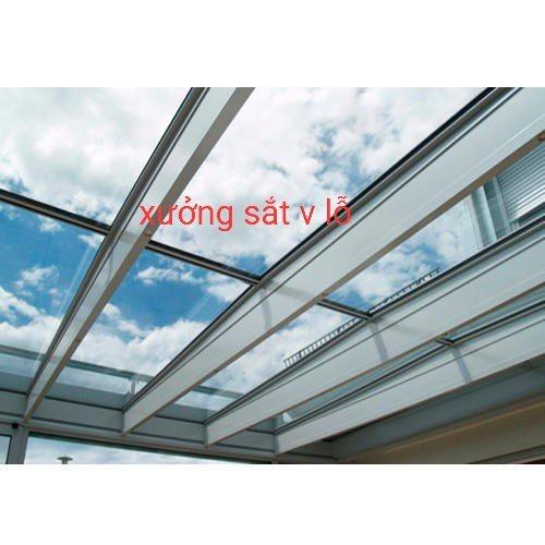 Tấm tôn nhựa phẳng POLY lấy sáng màu TRONG SUỐT Bền đẹp