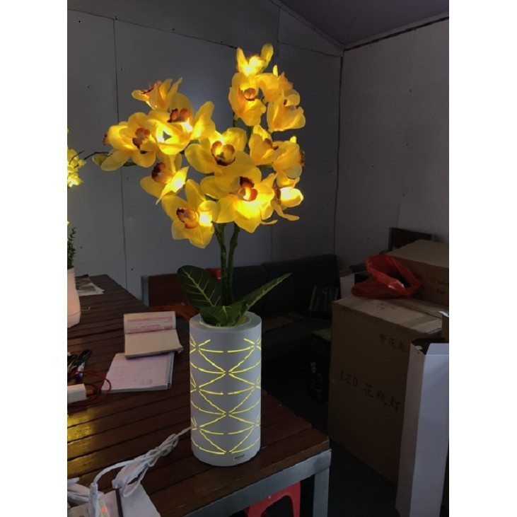 [Hoa tết] Hoa lan phát sáng, hoa lan led nhuỵ to, hoa lan led trang tri tết (giao màu ngẫu nhiên)