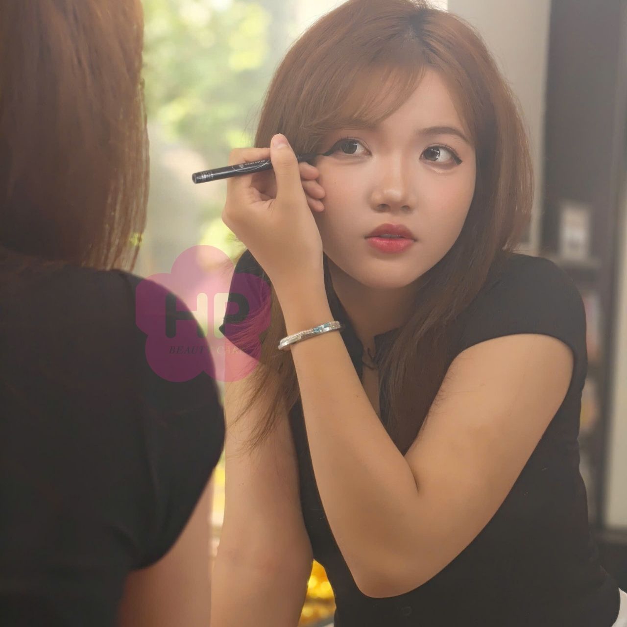 Bút Kẻ Mắt Nước Siêu Chống Trôi Nét Kẻ Siêu Sắc Mãnh Kissme Heroine Make Eyeliner Smooth Keep (Màu Nâu)