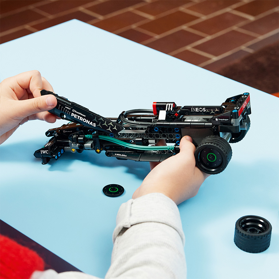 Đồ Chơi Lắp Ráp Xe Đua Mercedes F1 LEGO TECHNIC 42165 (240 chi tiết)