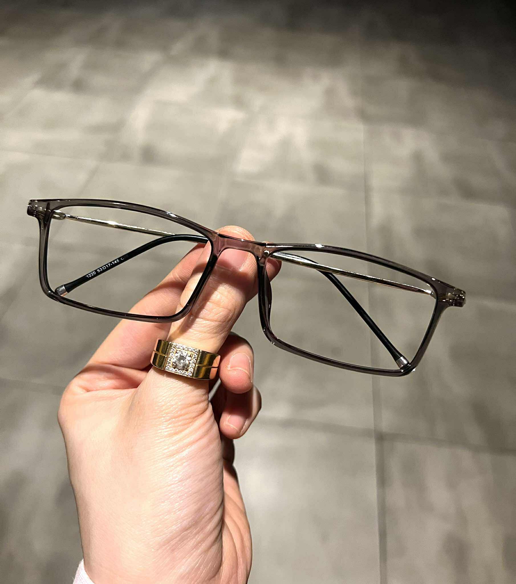 Kính thời trang unisex dáng chữ nhật form nhỏ gọng kim loại tăm nhẹ