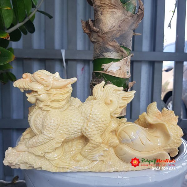 Tượng tỳ hưu kéo bắp cải đá Cà Rốt 25cm - đá Non Nước