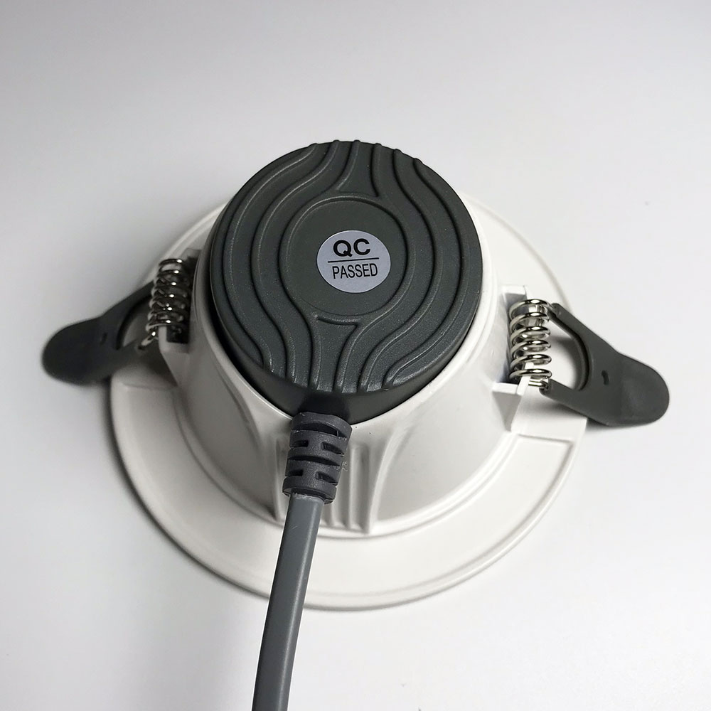Đèn LED âm trần Downlight 5w ENA - mẫu DTH