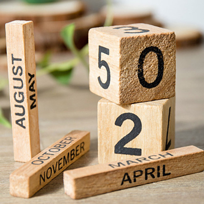 Lịch khối gỗ để bàn Lịch khối gỗ để bàn