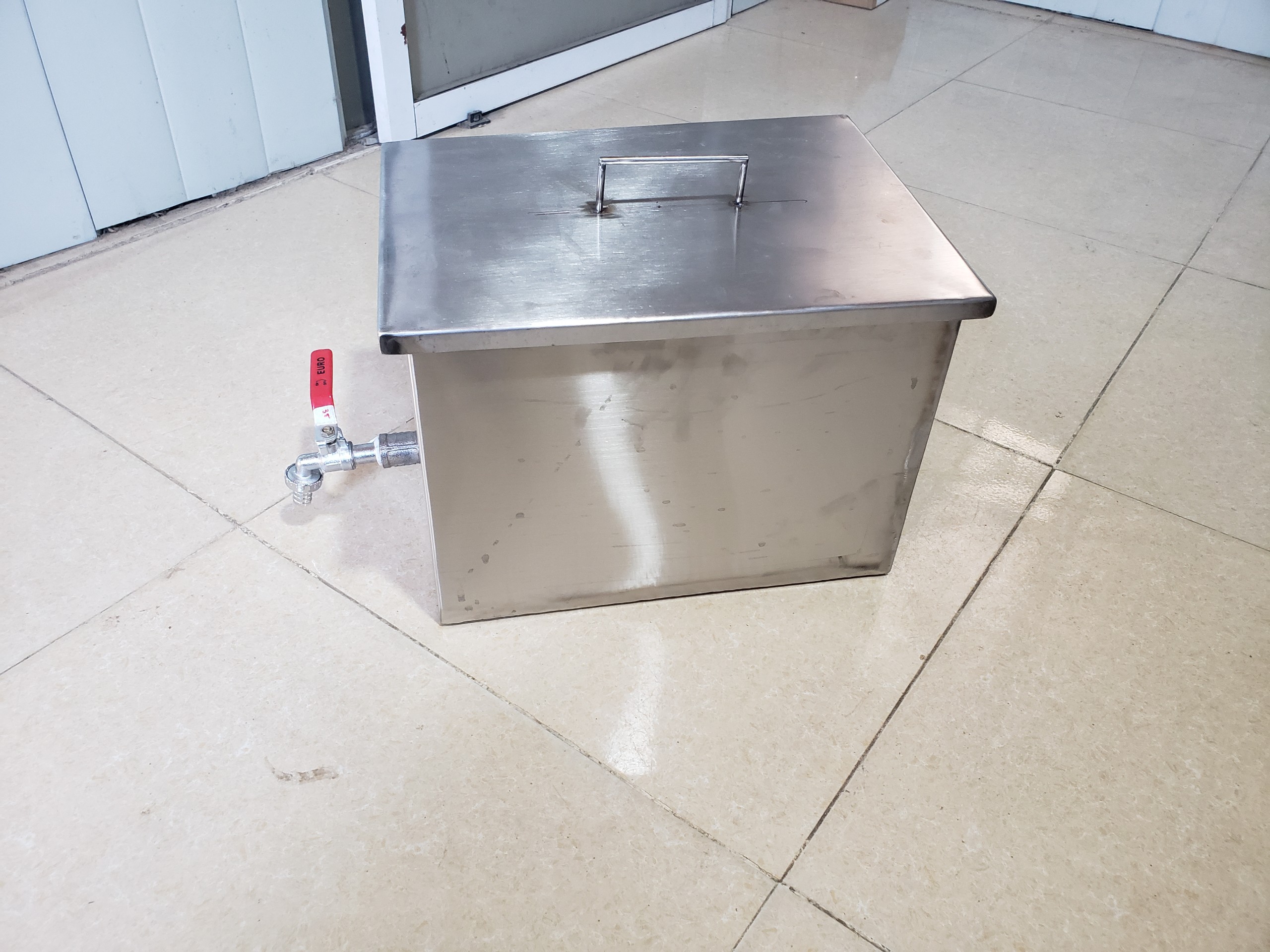 Bể nước inox 304 thể tích 20 lít