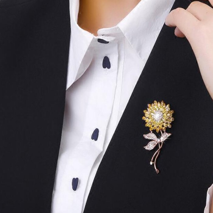 GOTI - Cài Áo Hoa Hướng Dương Kiểu Tag Cài Váy Đẹp Thanh Lịch Dành Cho Nữ Kiểu Dáng Hoa Cao Cấp CA22