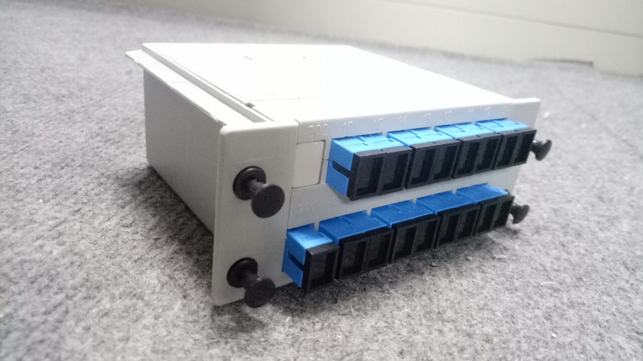 Bộ chia quang PLC 1x16 Box SC/UPC (17 adapter)- Hàng chính hãng