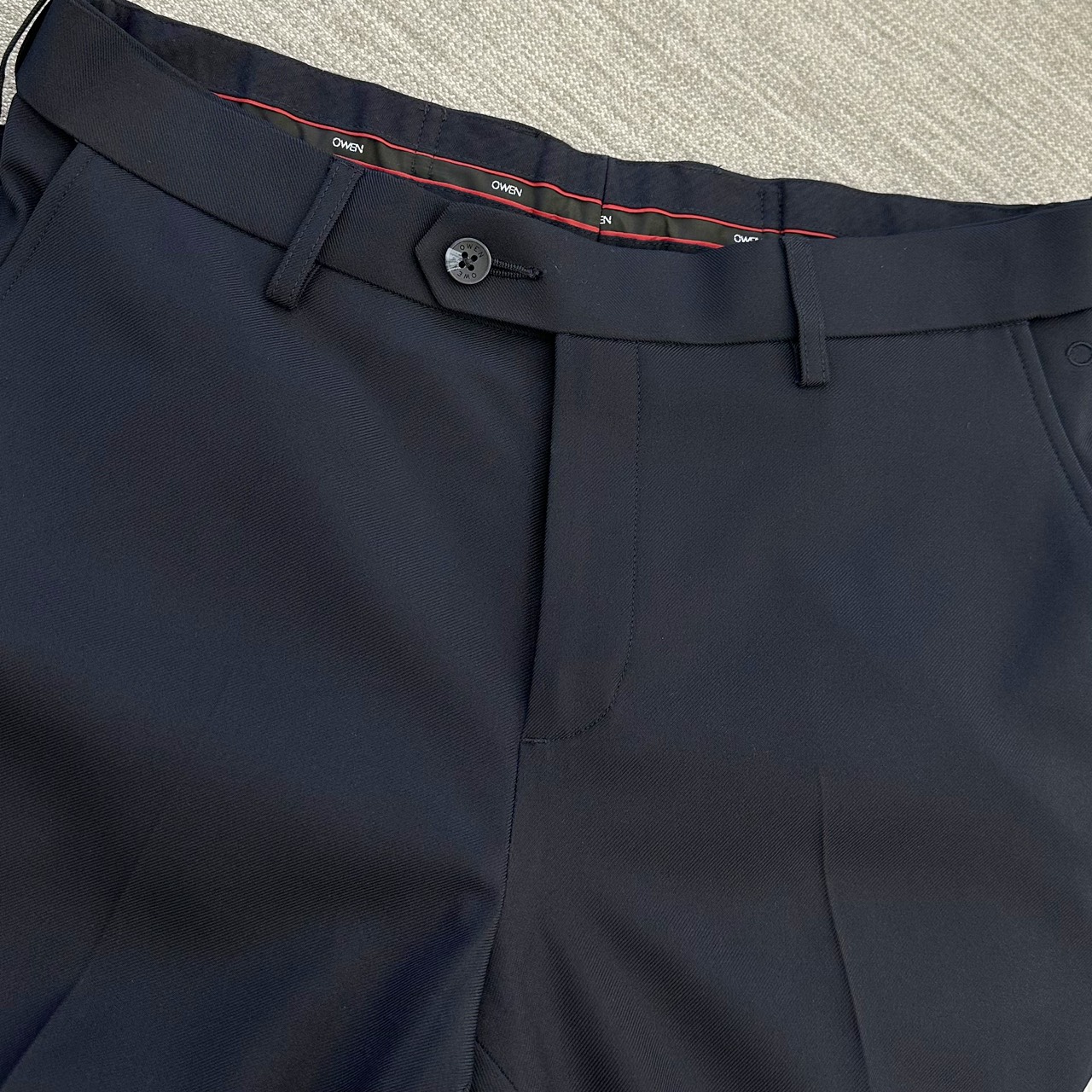 OWEN - Quần âu nam màu xanh đen Regular fit cạp tăng đơ co dãn