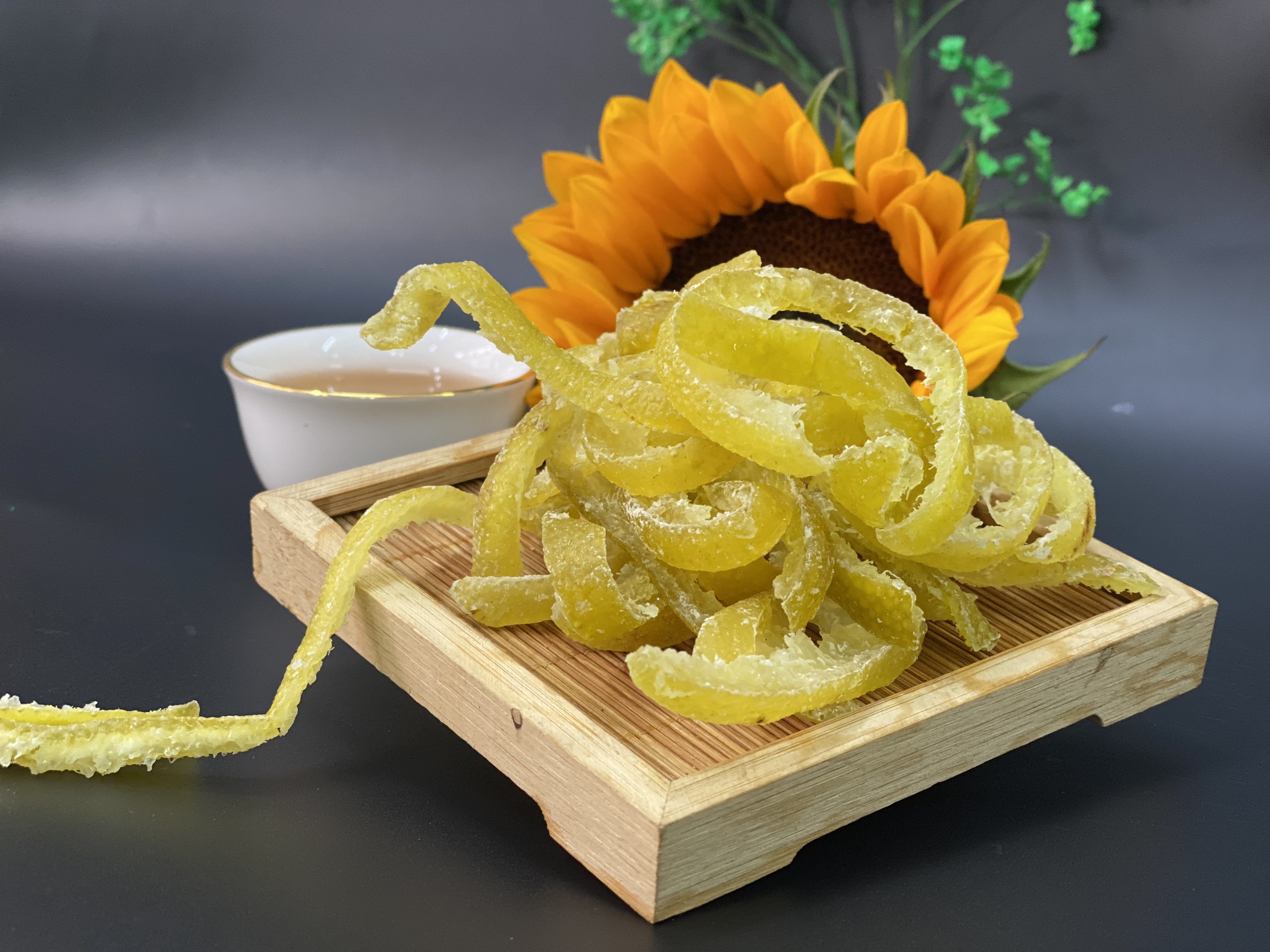 Vỏ bưởi sấy dẻo 500g Thành Long ít đường, dinh dưỡng đảm bảo VSATTP - VIỆT NAM