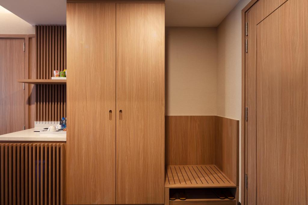 Combo 3N2D KS Virgo Hotel Nha Trang: VMB khứ hồi Hà Nội - Nha Trang + Phòng Tiêu Chuẩn + Ăn sáng
