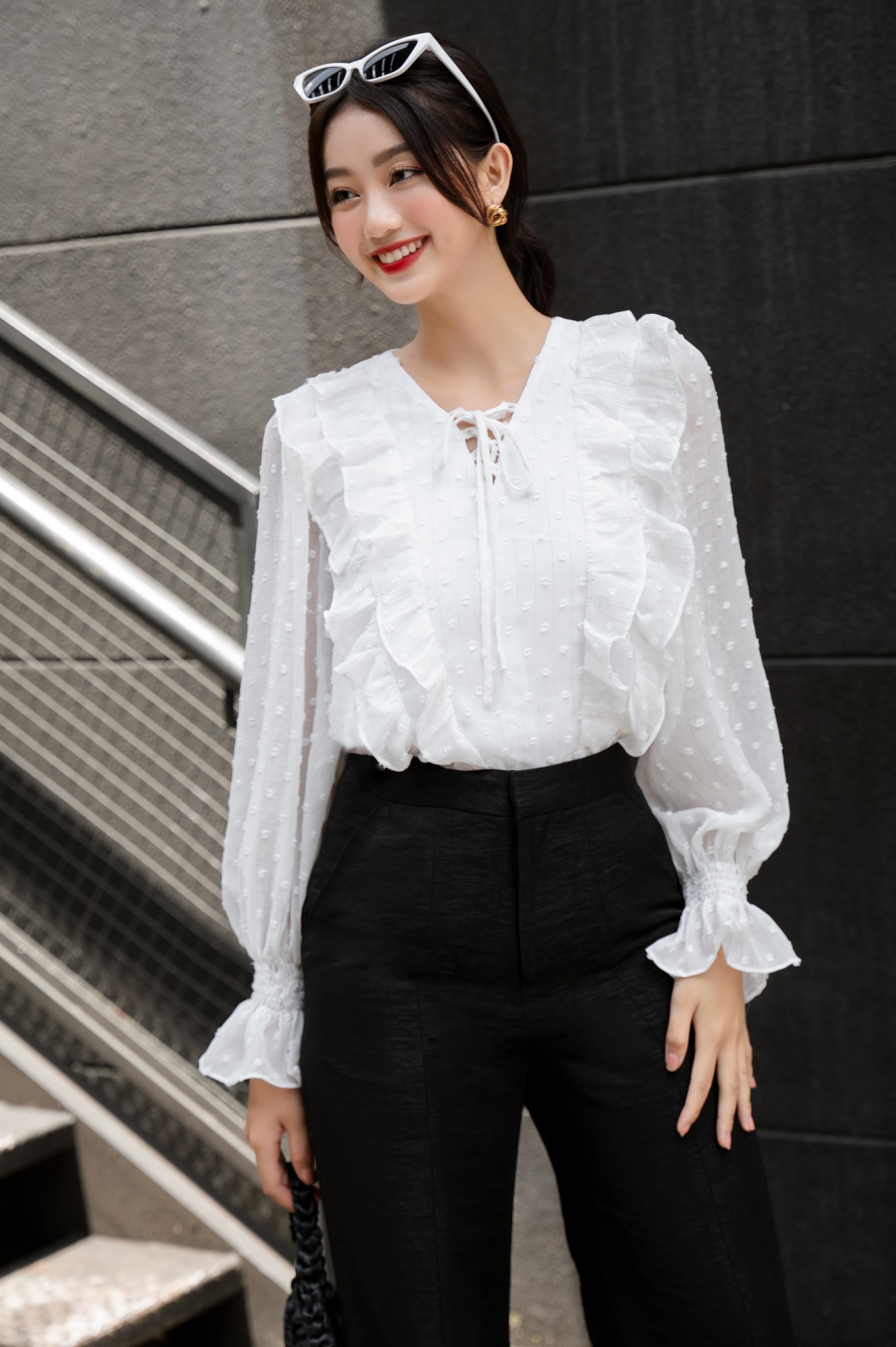 OLv - Áo Creamy Ruffle Blouse