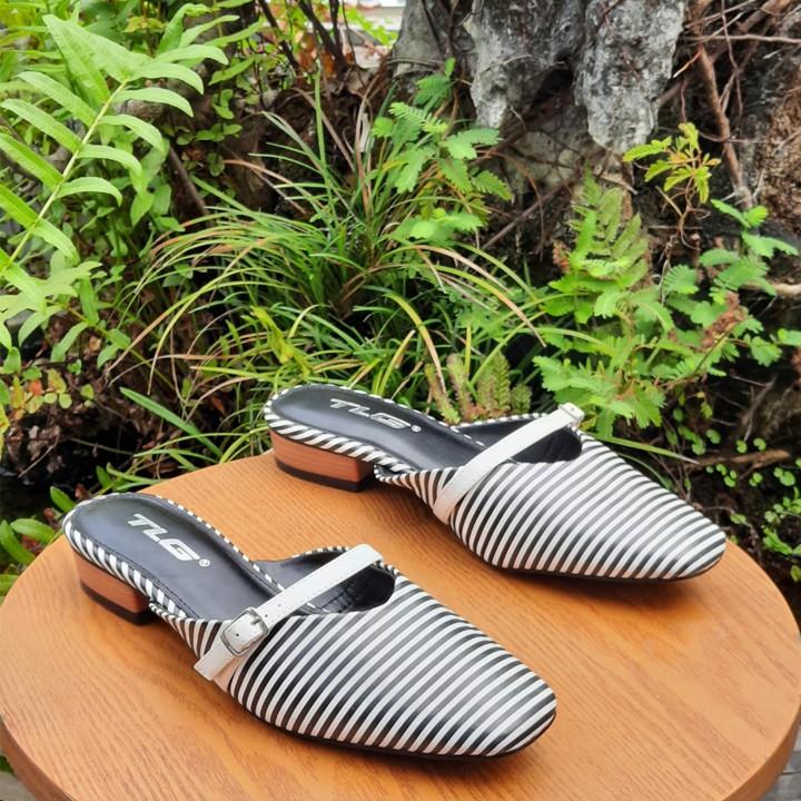 Giày sục nữ siêu dễ thương trẻ trung năng động 21339