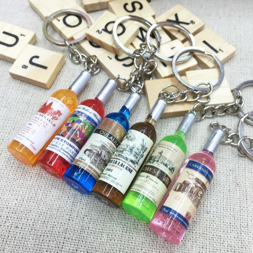 -Móc khóa hình chai rượu xinh xắn tiện dụng-Móc khóa, móc treo điện thoại chai rượu nhiều mầu