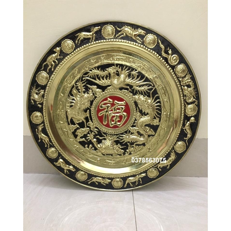 Mâm đồng chữ Phúc hán nền đen chất liệu bằng đồng vàng nguyên chất hoạ tiết tứ linh 52cm