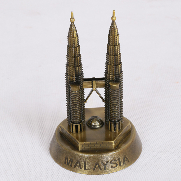 Mô hình tháp đôi Petronas cao 18.5 cm
