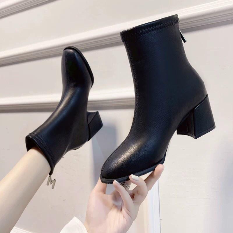 Bốt da nữ khóa M gót vuông, Bốt Nữ Cổ Trung hot trend