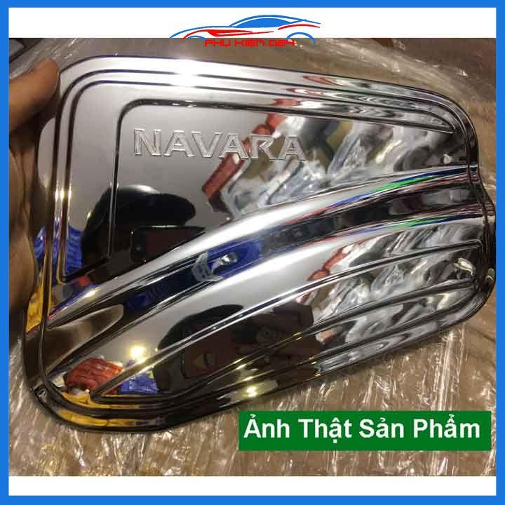 Ốp nắp xăng Navara 2022-2023 mạ crom bảo vệ chống trầy trang trí ô tô