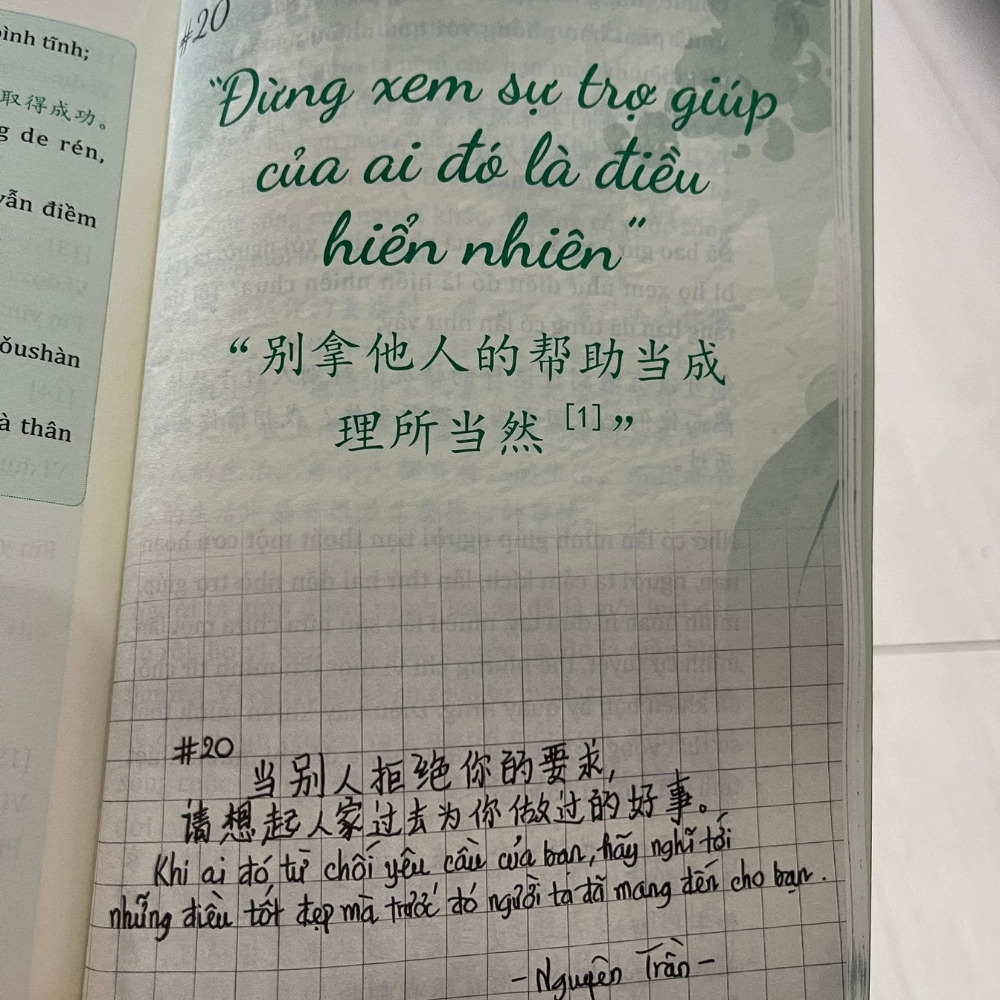 Sách Tân văn song ngữ Việt-Trung Tản Mạn Tuổi 20 Có Pinyin Audio Luyện Nghe Đọc Tăng Văn Phong Diễn Đạt