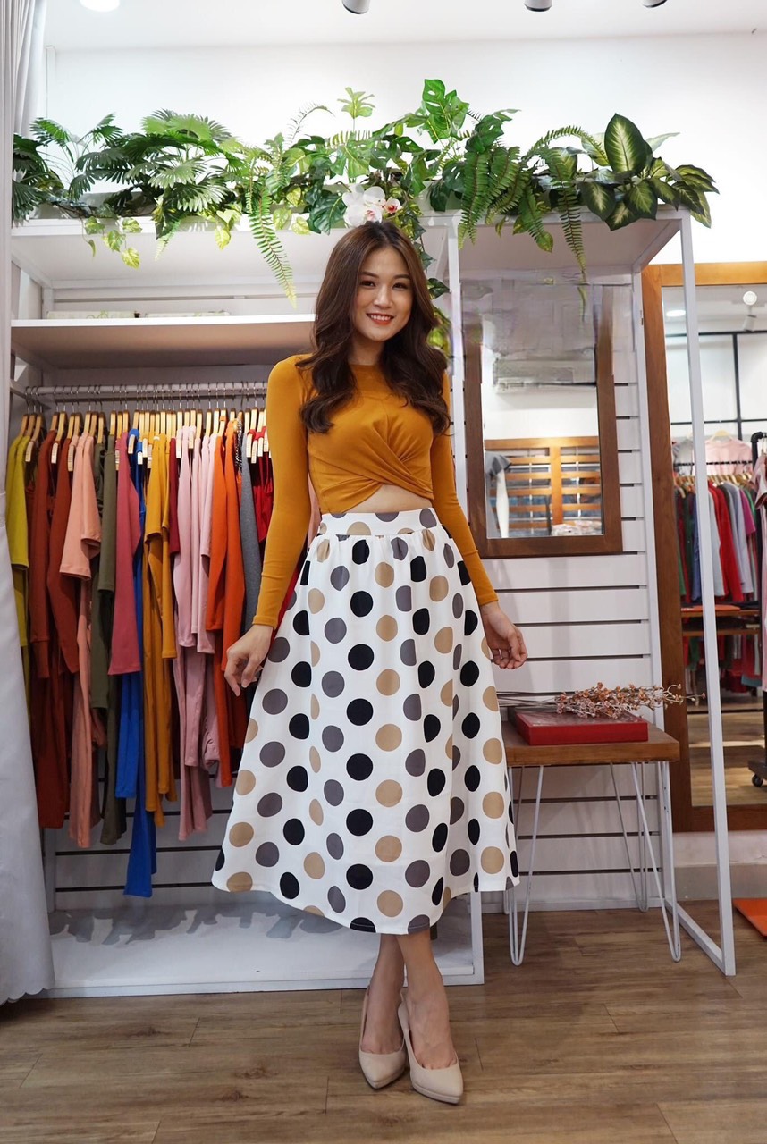F675T Áo Croprop Ôm Body Cổ Tròn Tay Dài Xoắn Eo