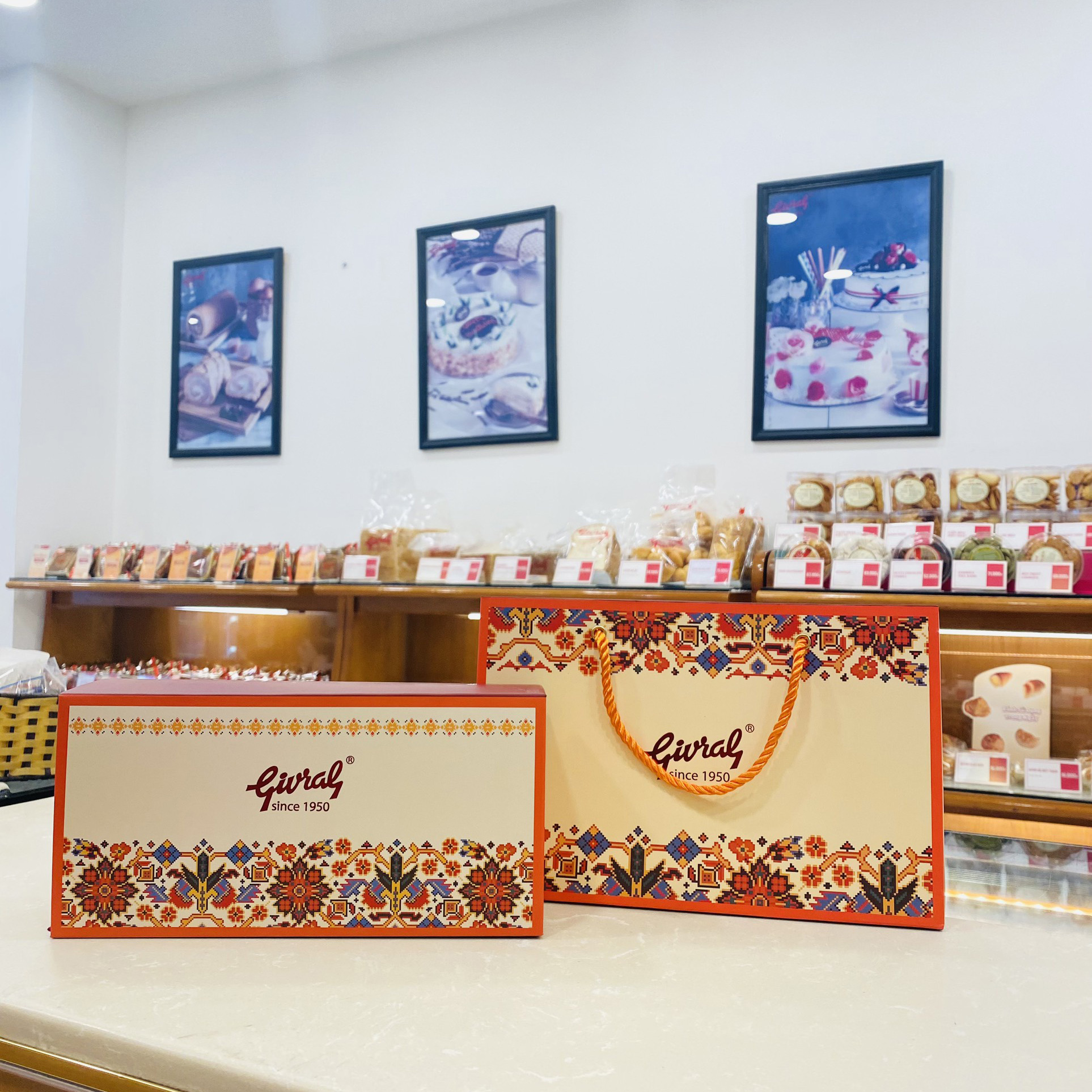 [HSD: 24/10/2025] Hộp 2 Bánh Trung Thu Givral Song An 7 (150gr)