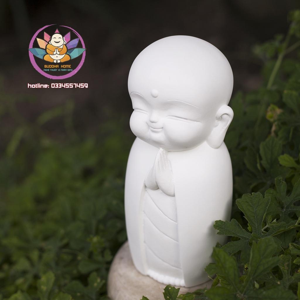 Chú tiểu decor hiện đại 21 cm trang trí nhà cửa màu trắng