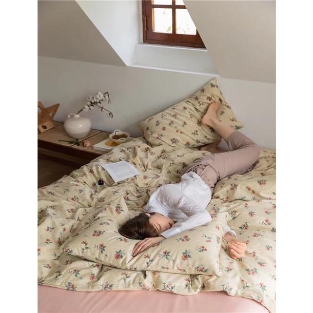 Bộ Chăn Ga Gối Cotton Living Hàng 100%cotton Nhập Khẩu Cao Cấp 4 Món Hoa Nhí Mang Phong Cách Cổ Điển