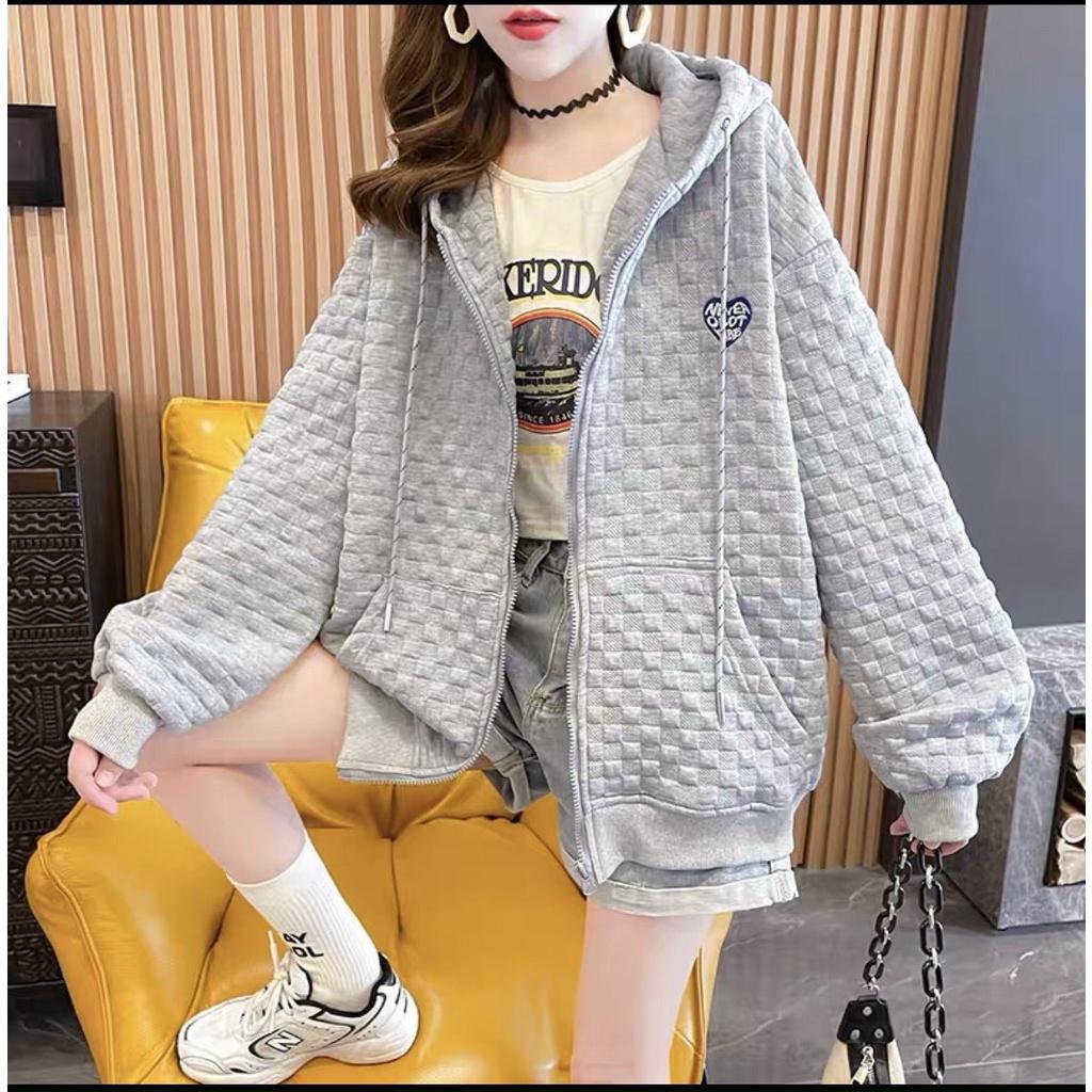 ÁO KHOÁC NỈ 1 LỚP THÊU HÌNH TRÁI TIM DẬP QUẢ TRÁM SIÊU ĐẸP HOT TREND
