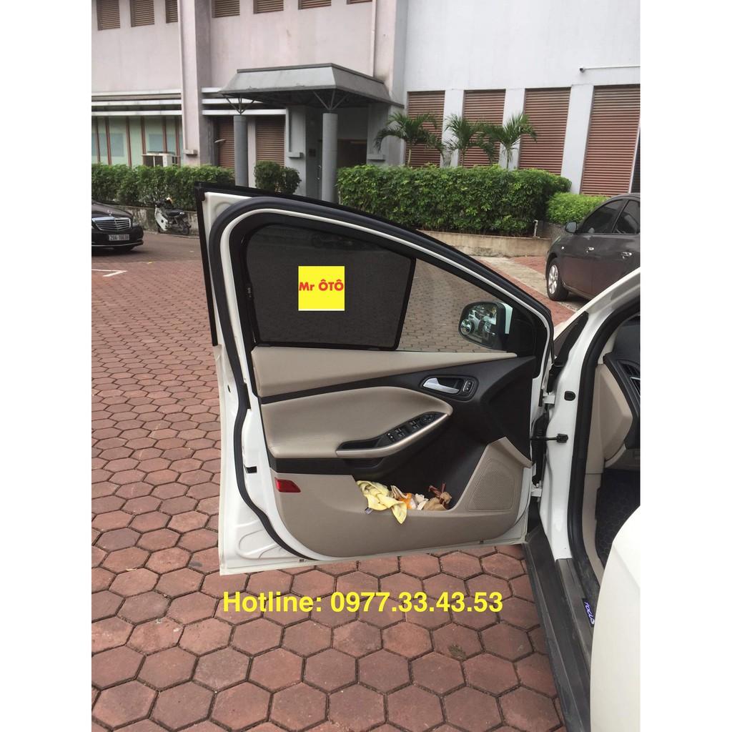 RÈM CHE NẮNG CHO XE FORD FOCUS SEDAN 2014-2020