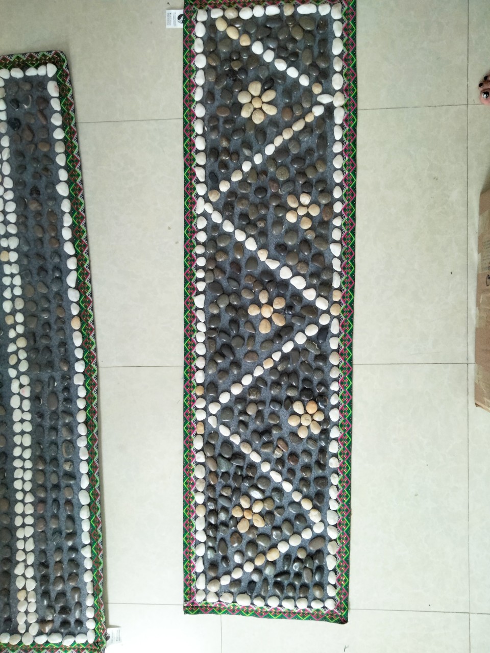 Thảm đá massage trị liệu