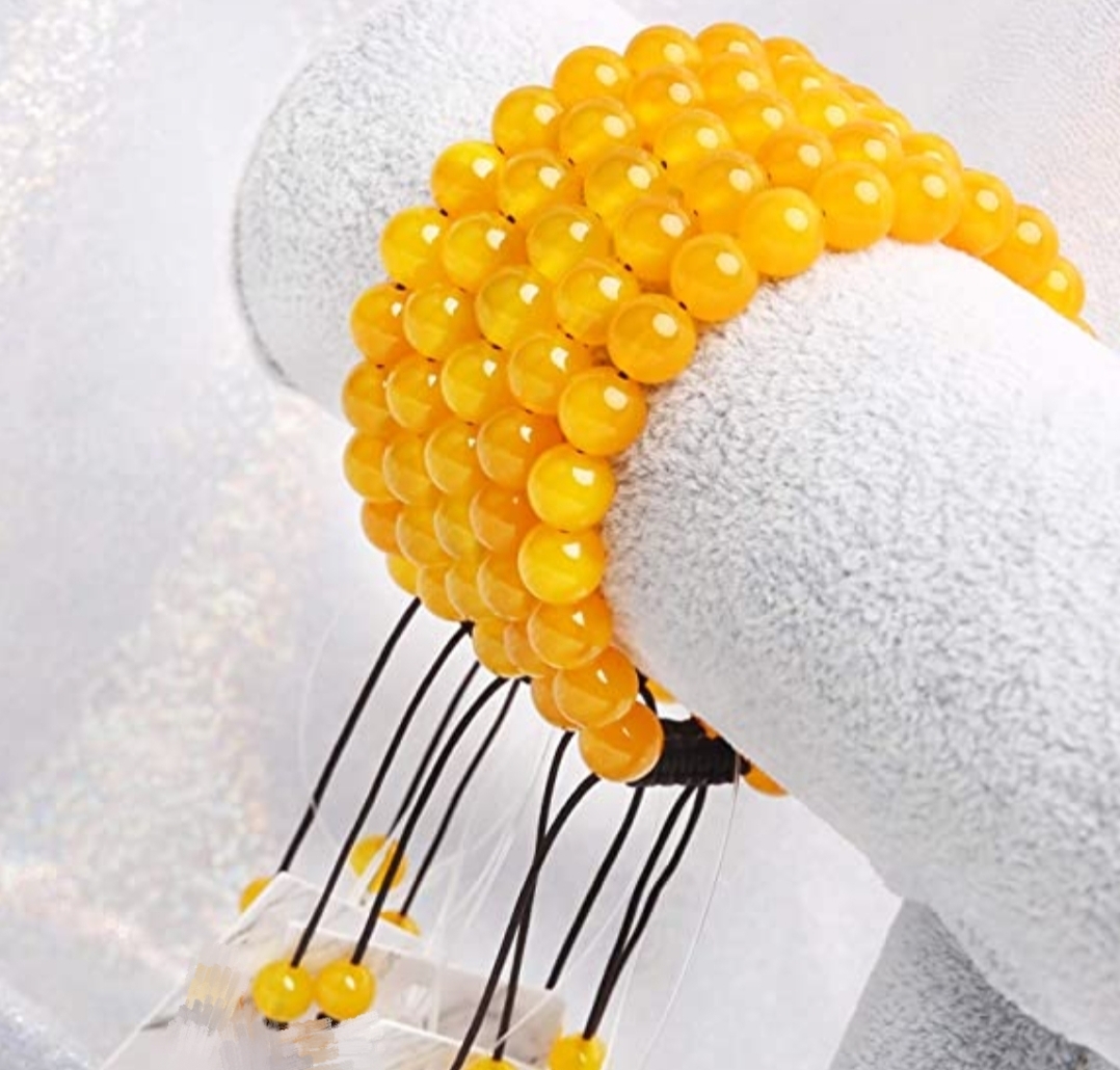 Vòng tay phong thủy đá mã não vàng thiên nhiên size 10mm