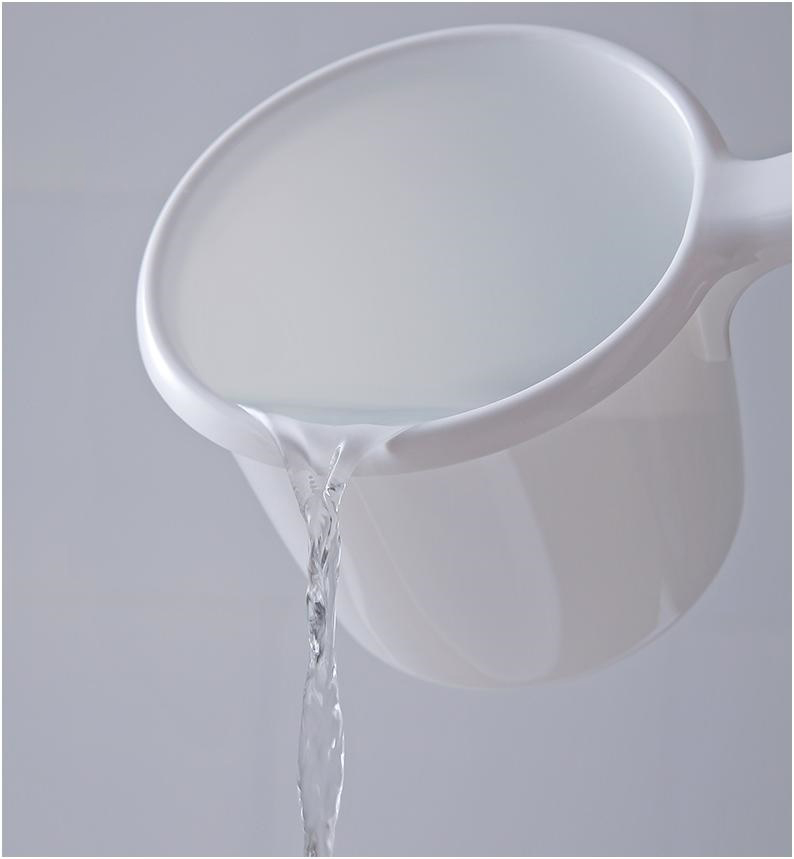 Combo gáo nước 1.3L + vỉ 5 chiếc móc treo quần áo - made in Japan