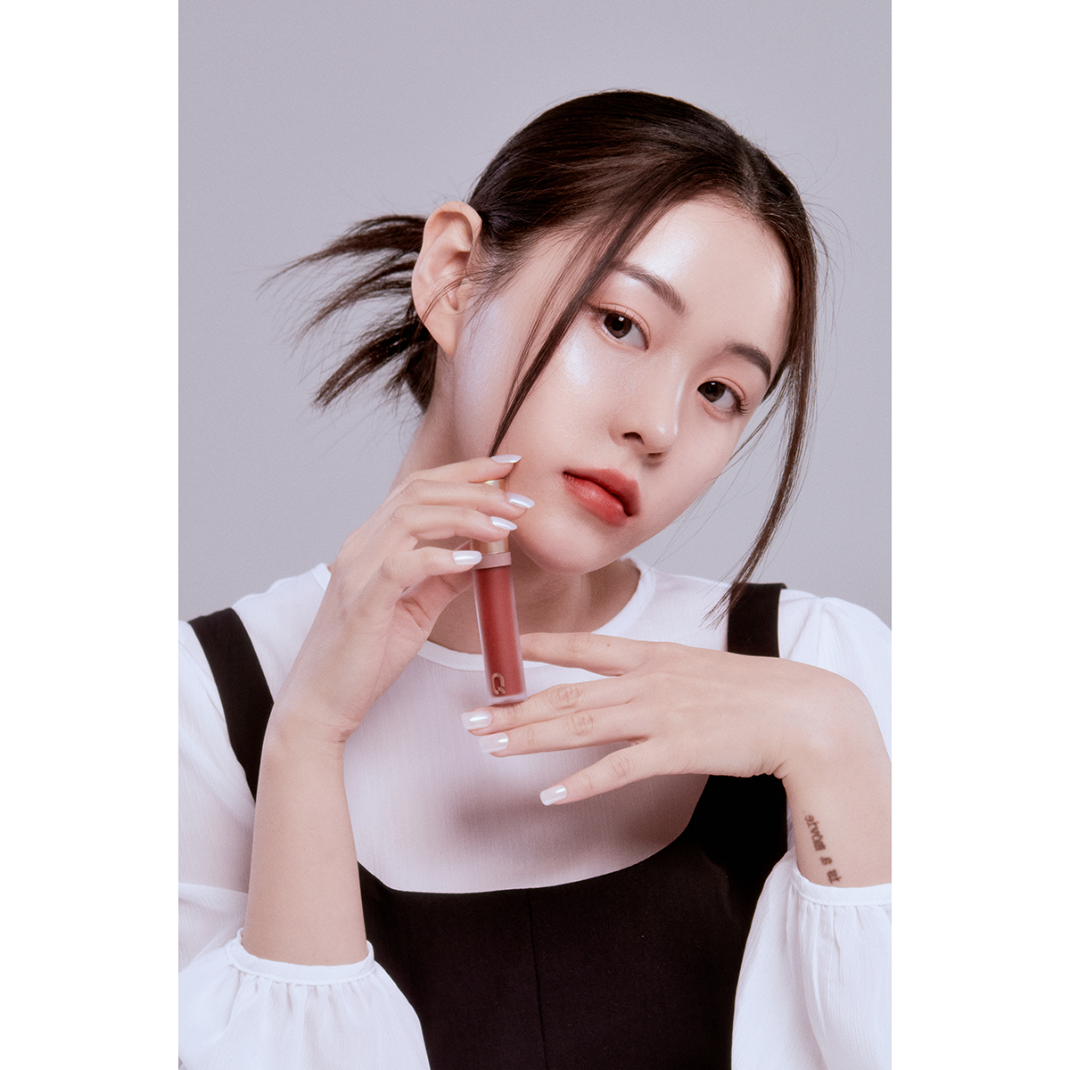 [Freeship10k đơn 249k] Son kem lì nhiều dưỡng GLAMRR Q LONG WEAR LIP CREAM 5g by Gilaa