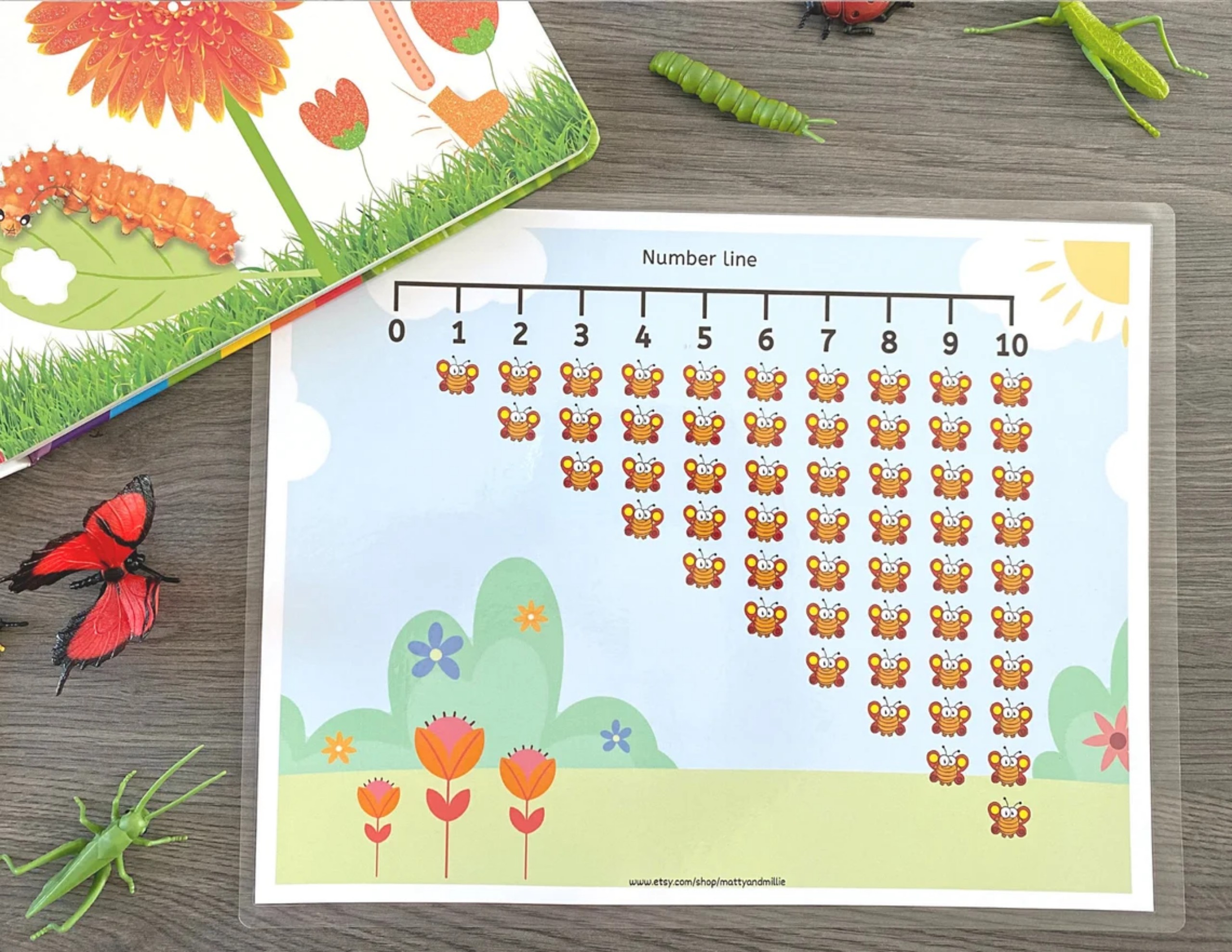 Hoạt động "Bugs math" tặng kèm bút